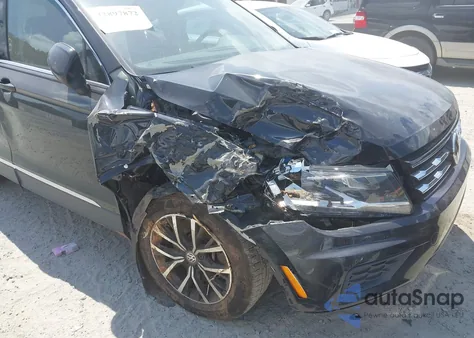 2021 Volkswagen Tiguan 2.0T Se/2.0T Se R-Line Black/2.0T Sel z USA, uszkodzony, nr VIN 3VV3B7AX7MM030418